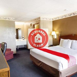 Oyo Hotel Osage Beach By Lake Of The Ozarks
